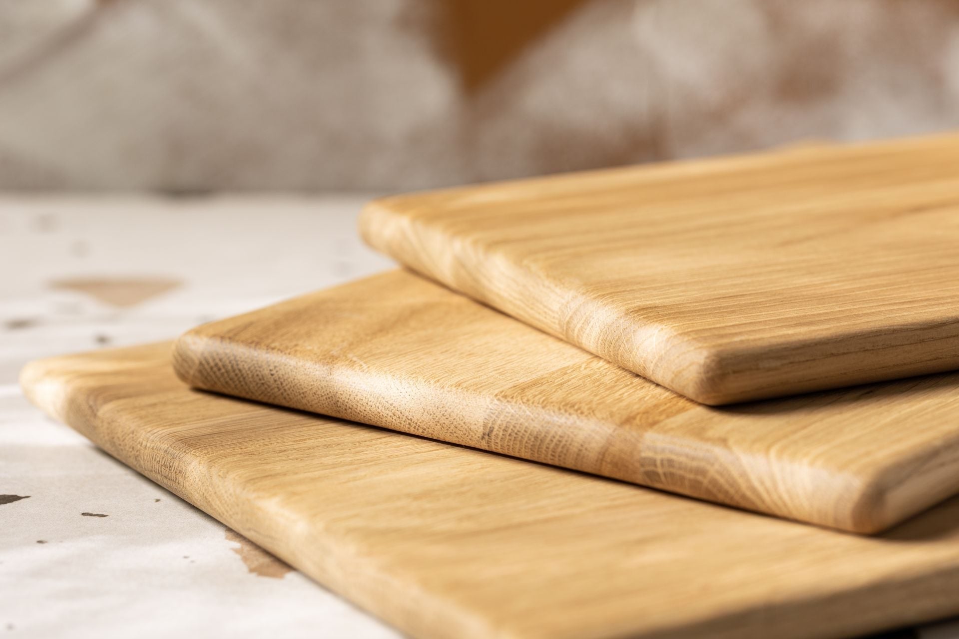 Oak-cutting-board.jpg