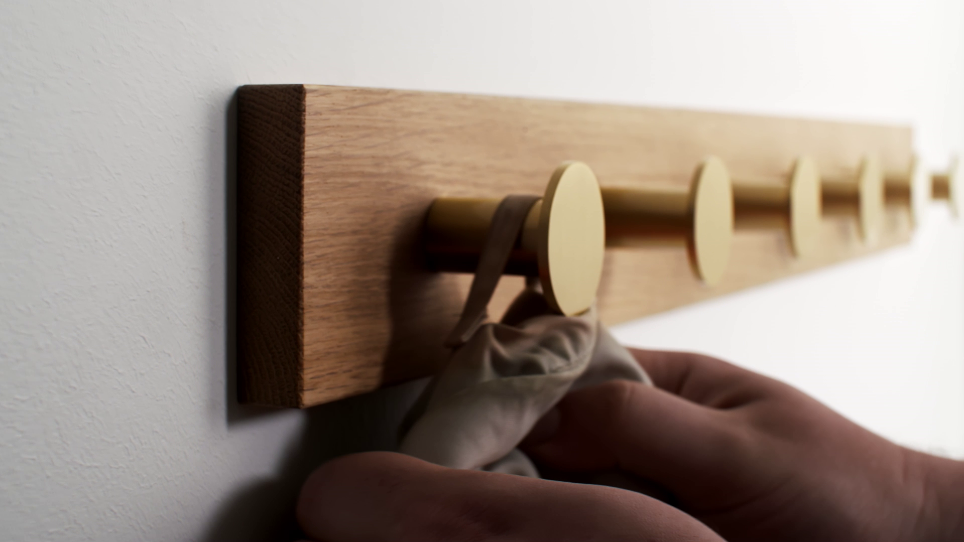 Knagerække i eg - Messing knager