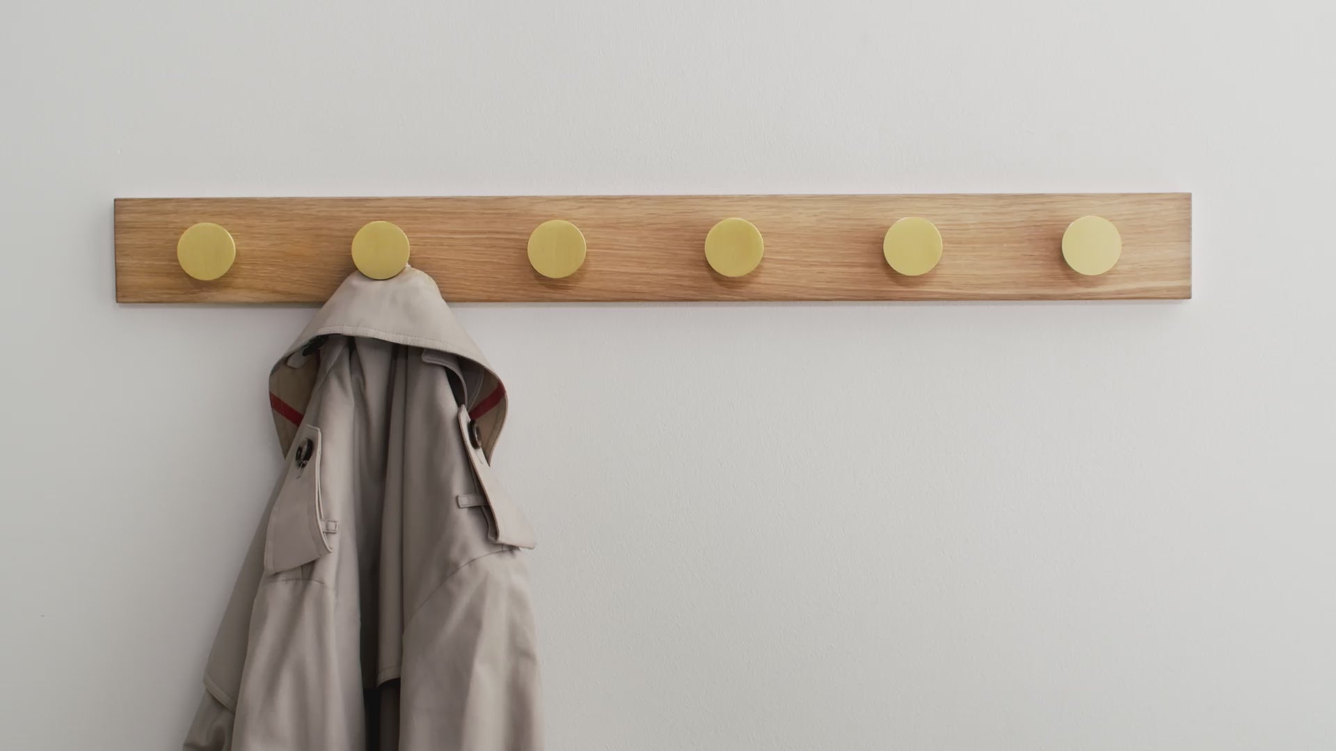 Knagerække i eg - Messing knager